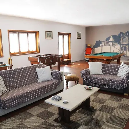 Casa Com Piscina Na Povoa De Lanhoso, By Izibookings * Póvoa de Lanhoso