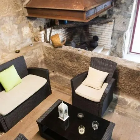 بيت للعطل Casa Com Piscina Na Povoa De Lanhoso, By Izibookings